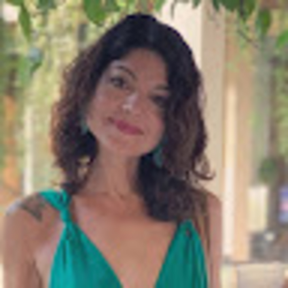 Meet your Posher, Julia